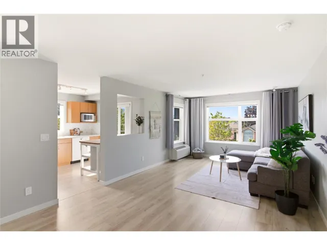 563 Yates Road Unit# 215, Kelowna, British Columbia V1V2V3