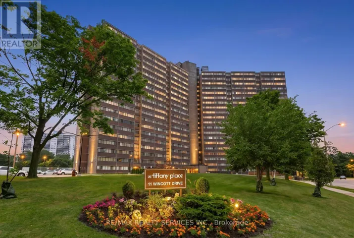 11 - 11 WINCOTT DRIVE, Toronto (Kingsview Village-The Westway), Ontario M9R2R9