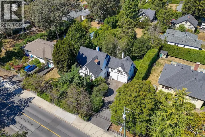 1234 Union Rd, Saanich, British Columbia V8P2J6