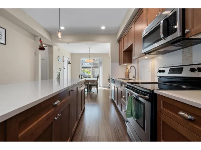 56 7059 210 STREET, Langley, British Columbia V2Y0T2