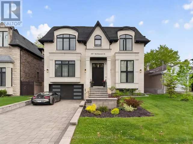 205 NORTHWOOD DRIVE, Toronto (Newtonbrook East), Ontario M2M2K5