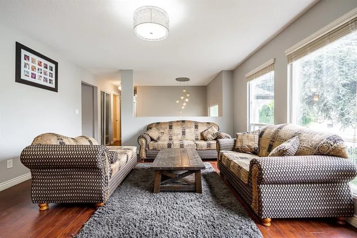 12845 64 AVENUE, Surrey, British Columbia V3W1X4