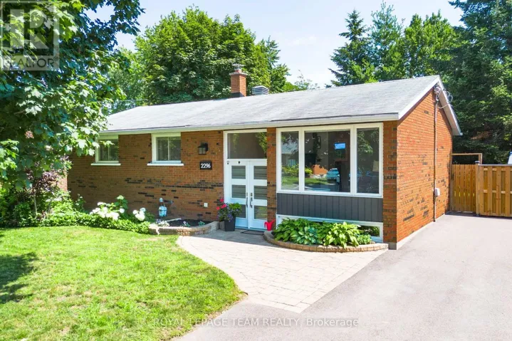 2296 KAY STREET, Ottawa, Ontario K2C1J7