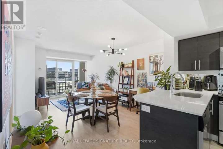 1516 - 125 WESTERN BATTERY ROAD, Toronto (Niagara), Ontario M6K3R8