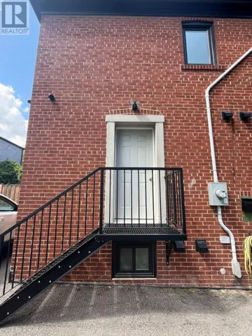 MAIN - 2 HAROLD STREET, Toronto (Mimico), Ontario M8Z3R3