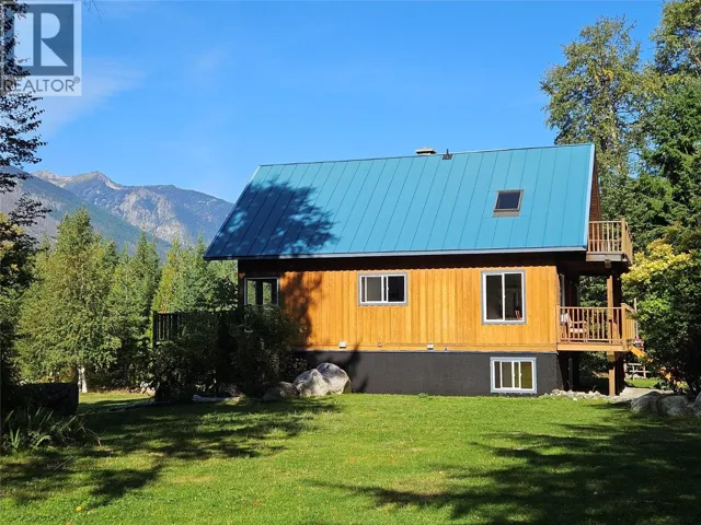 325 EAST WILSON CREEK E Road, Rosebery, British Columbia V0G1S1