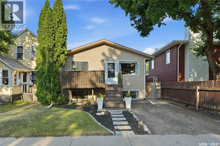 1605 Central AVENUE, Saskatoon, Saskatchewan S7N2T4