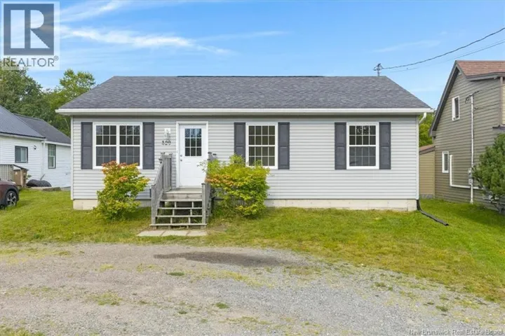 329 Hawthorne Ave EXT, Saint John, New Brunswick E2K3T1