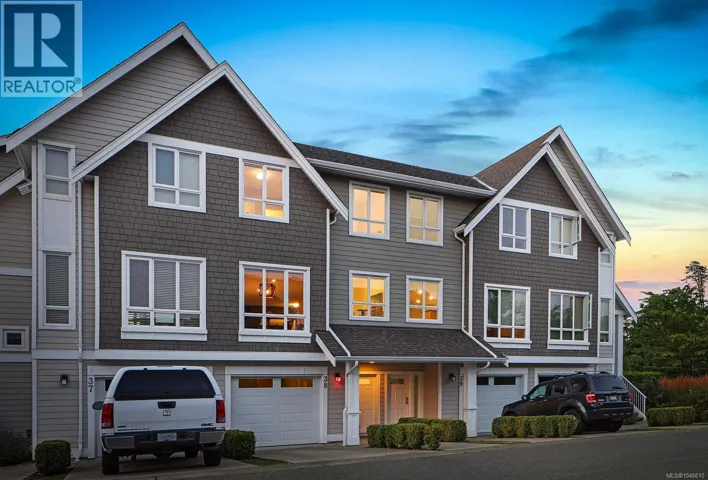 38 700 Lancaster Way, Comox, British Columbia V9M0B6
