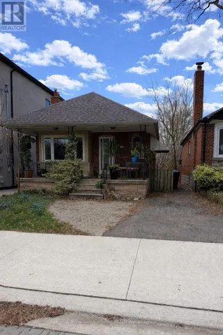 368 WINNETT AVENUE, Toronto (Oakwood Village), Ontario M6C3M1