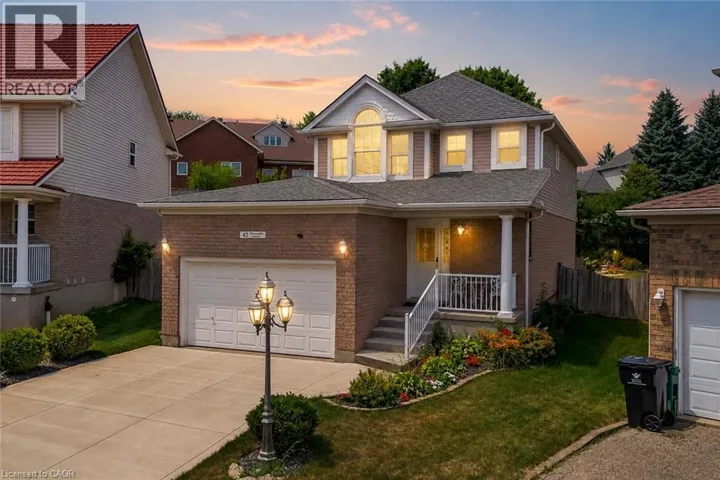 42 BRIARMEADOW Crescent, Kitchener, Ontario N2A4C5