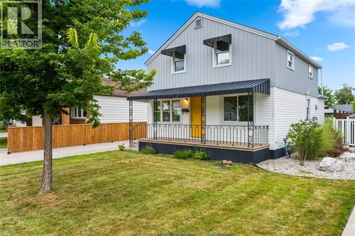 2682 CLEMENCEAU, Windsor, Ontario N8T2P6