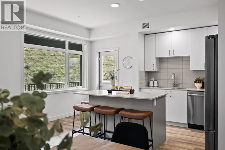 1057 Frost Road Unit# 118, Kelowna, British Columbia V1W0G7