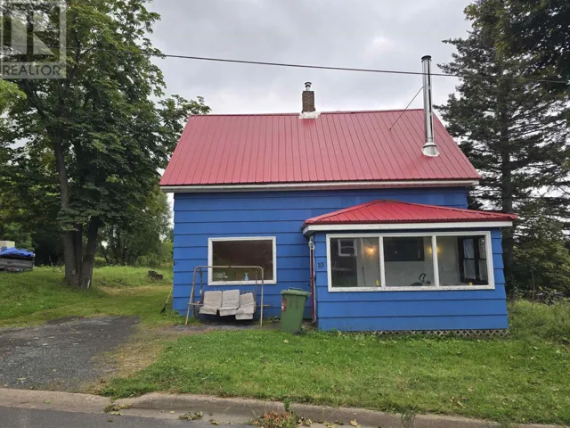 10 Chestnut Street, Trenton, Nova Scotia B0K1X0
