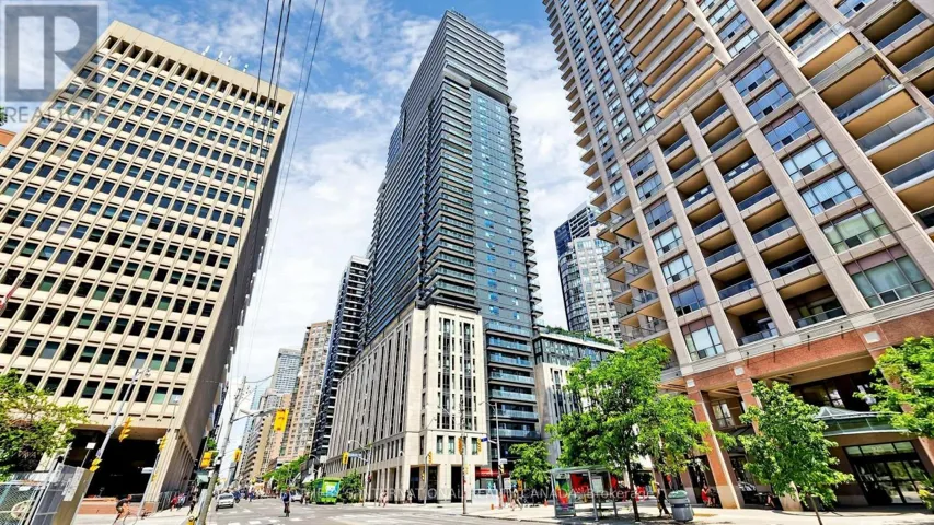 3807 - 955 BAY STREET, Toronto (Bay Street Corridor), Ontario M5S0C6