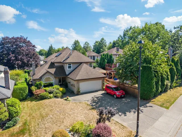 16614 CHERRYHILL CRESCENT, Surrey, British Columbia V2W0A8