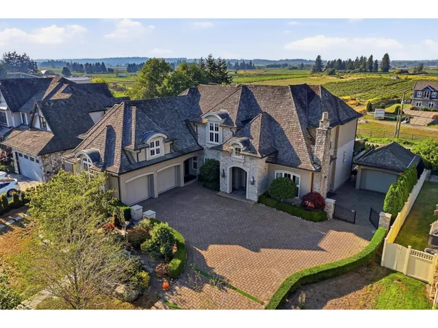 15957 39A AVENUE, Surrey, British Columbia V3Z0Y3