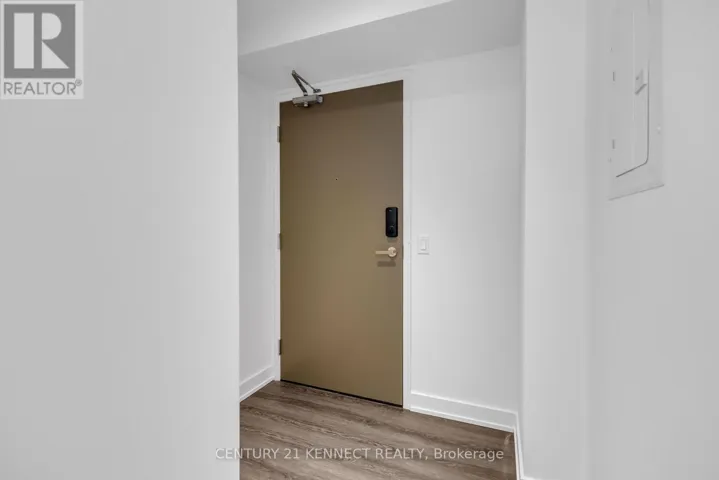 6112 - 448 BURNHAMTHORPE ROAD W, Mississauga (City Centre), Ontario L5B0R4
