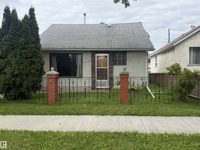 12134 96 ST NW, Edmonton, Alberta T5G1W1