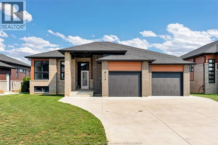 114 HAZEL CRESCENT, Kingsville, Ontario N9Y0A9