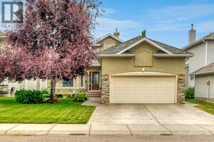 216 Douglas Woods Hill SE, Calgary, Alberta T2Z3B1