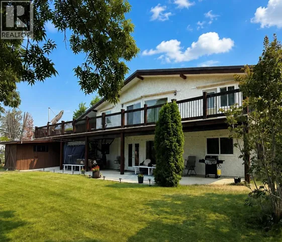7562 CREST-A-WAY Road, Oliver, British Columbia V0H1T2