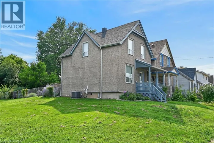 230 PICTON Street E, Hamilton, Ontario L8L3W9