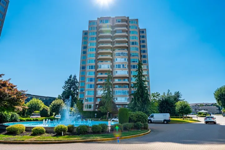 201 3150 GLADWIN ROAD, Abbotsford, British Columbia V2T5S9