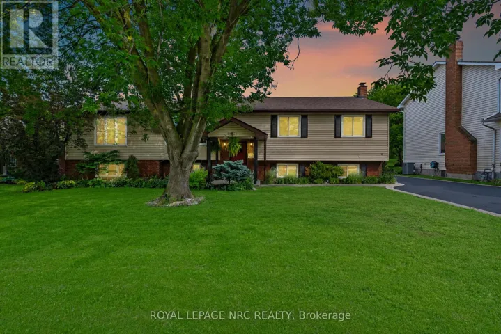 15 PARK ROAD S, Grimsby (Grimsby East), Ontario L3M2N8