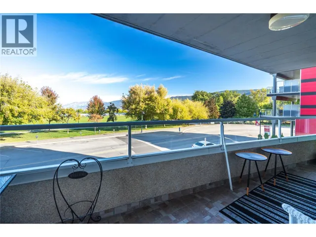 86 Lakeshore Drive Unit# 202, Penticton, British Columbia V2A1B5