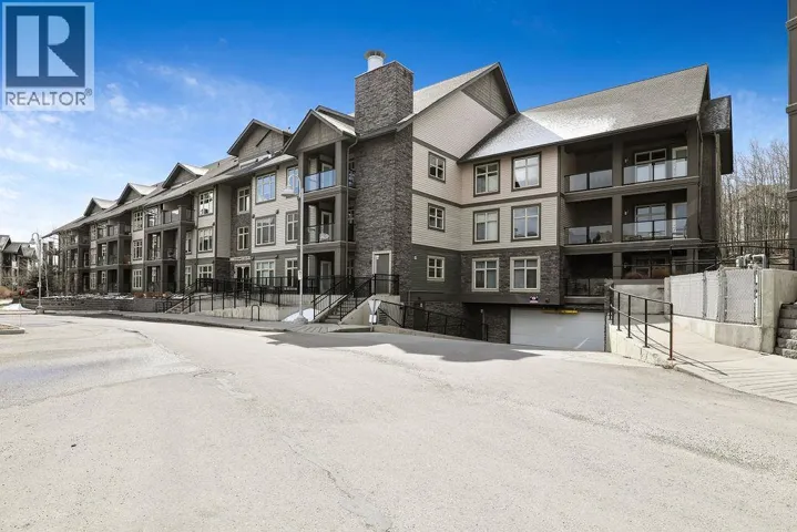 313, 25 Aspenmont Heights SW, Calgary, Alberta T3H0E4