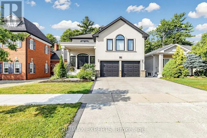 64 HUMBERWOOD GATE, Vaughan (Islington Woods), Ontario L4L9E2