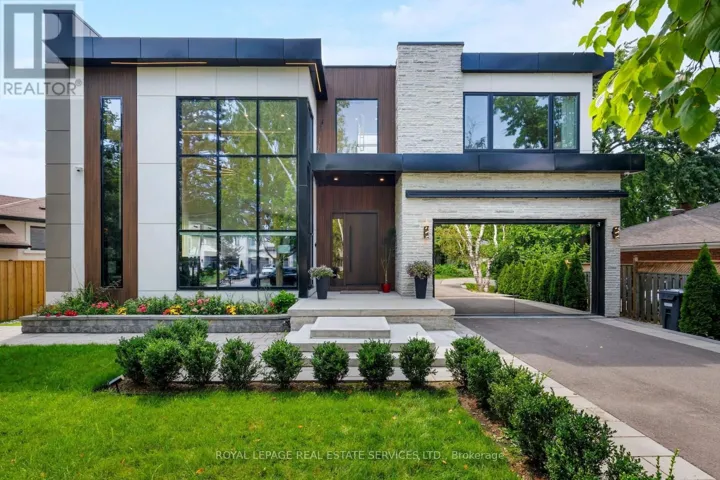 564 STONECLIFFE ROAD, Oakville (WO West), Ontario L6L4N9