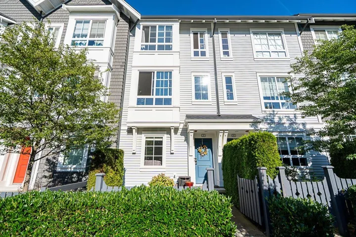 3 8476 207A STREET, Langley, British Columbia V2Y0S6