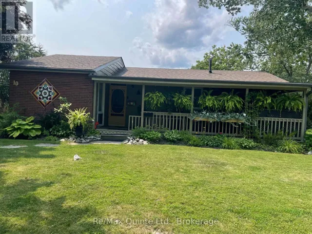 10 MCQUADE DRIVE, Quinte West (Trenton Ward), Ontario K8V2G3