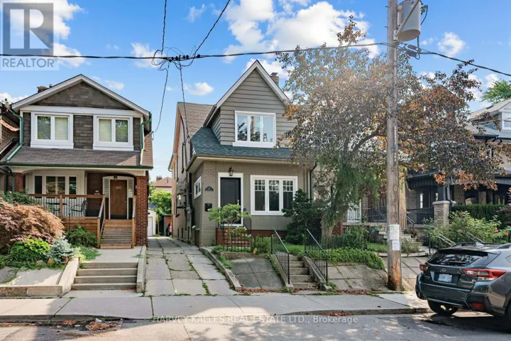 61 APPLETON AVENUE, Toronto (Oakwood Village), Ontario M6E3A4