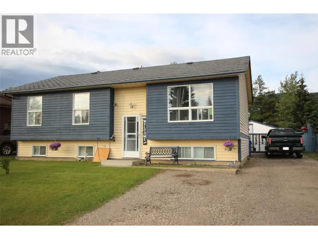 119 Spruce Avenue, Tumbler Ridge, British Columbia V0C2W0