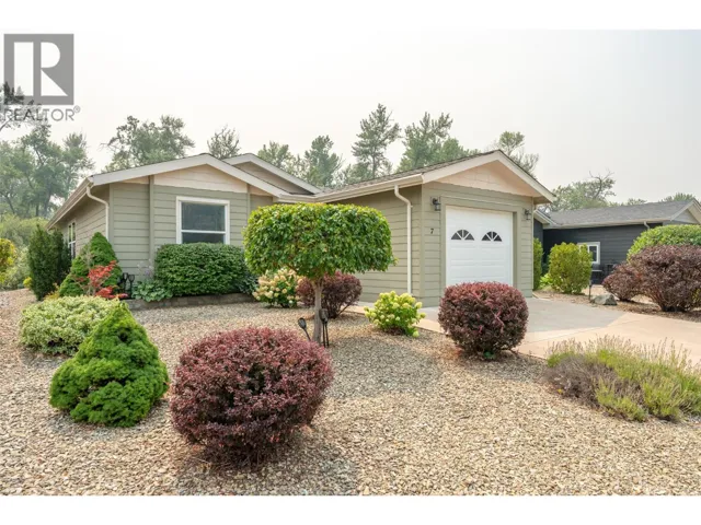 8300 GALLAGHER LK FRONTAGE Road Unit# 7, Oliver, British Columbia V0H1T2