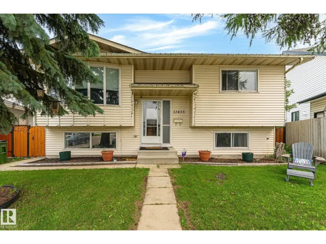 12435 46 ST NW, Edmonton, Alberta T5W5E2