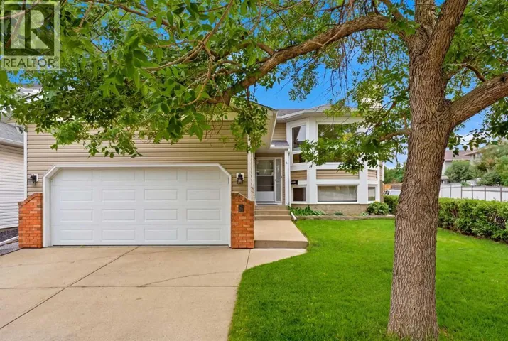 5 Sandpiper Gate NW, Calgary, Alberta T3K3T8