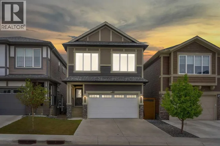 217 Lucas Crescent NW, Calgary, Alberta T3P1M8