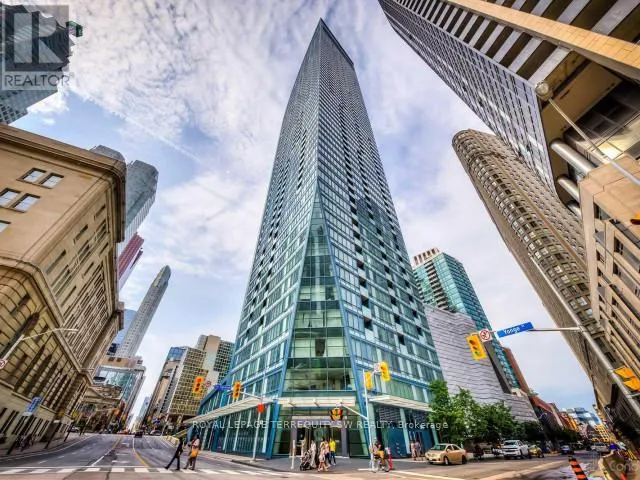 2012 - 8 THE ESPLANADE, Toronto (Waterfront Communities), Ontario M5E0A6
