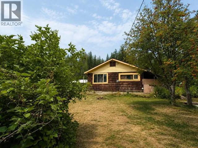 3233 Mabel Lake Road, Enderby, British Columbia V4Y4L4
