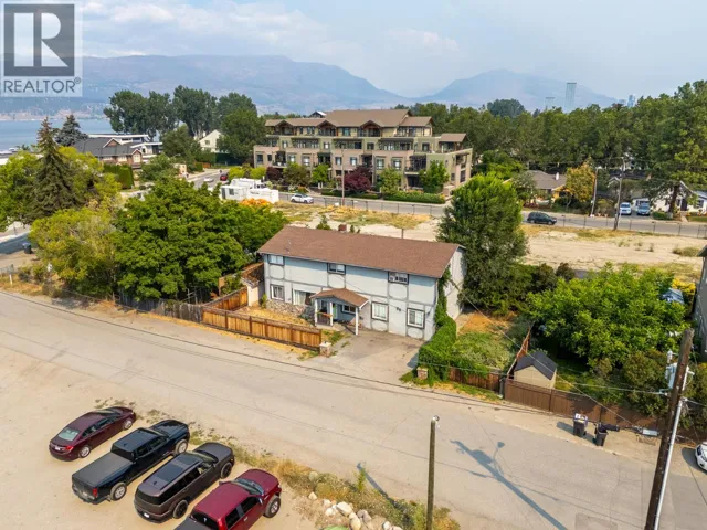 424 Newsom Avenue, Kelowna, British Columbia V1Y4Y2