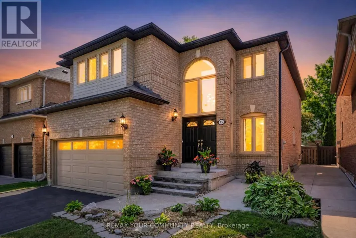 15 KLAMATH COURT, Vaughan (Maple), Ontario L6A2L7