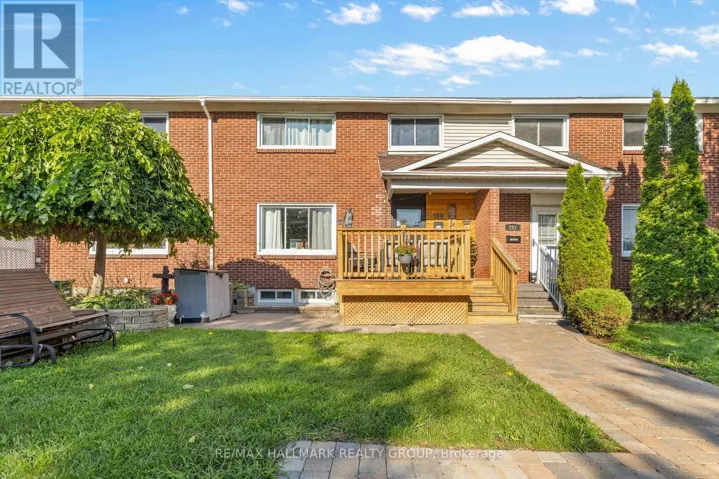 789 BORTHWICK AVENUE, Ottawa, Ontario K1K2M5