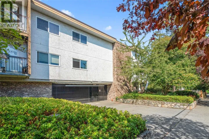 203 1116 Queens Ave, Victoria, British Columbia V8T1M9