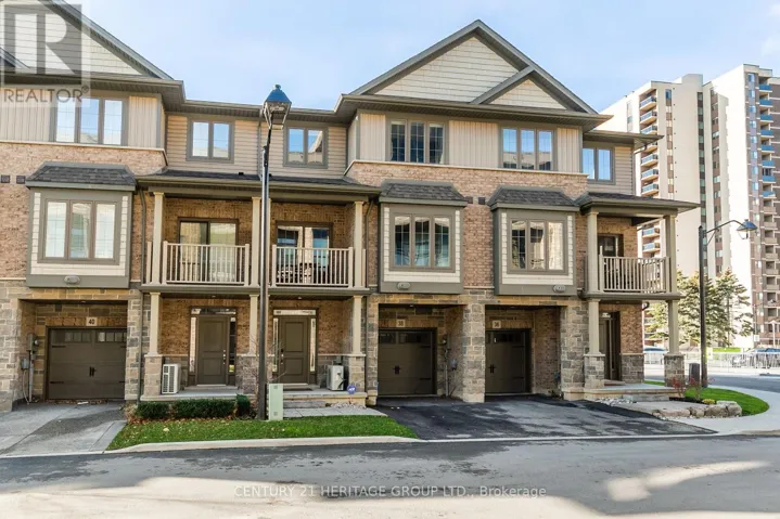 38 SOUTHSHORE CRESCENT, Hamilton (Stoney Creek), Ontario L8E0J3