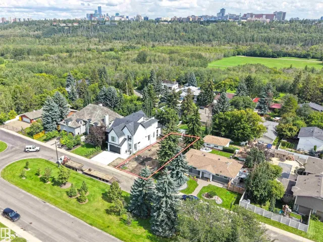 8203 134 ST NW, Edmonton, Alberta T5R0B2