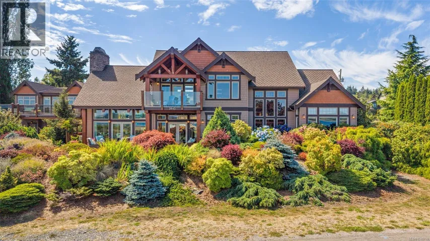 3943/3941 Marine Dr, Royston, British Columbia V0R2V0